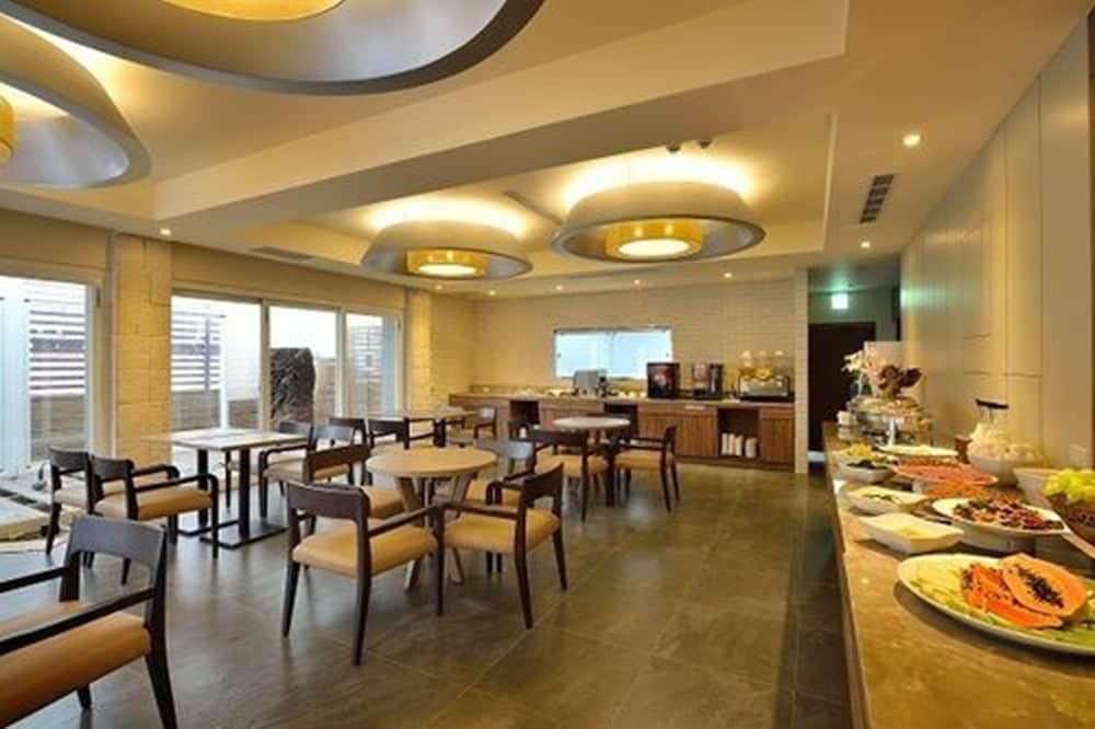 雲富大飯店 Hotel Cloud-Zhongshan Taipé Exterior foto