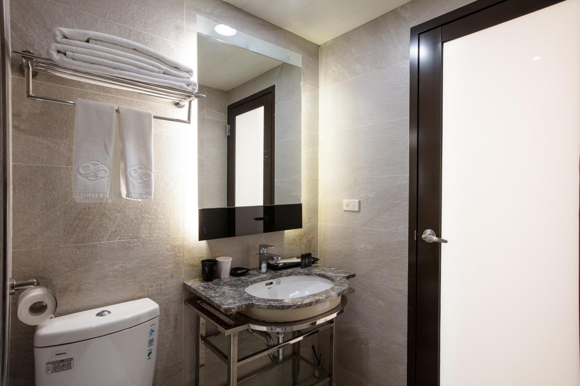 雲富大飯店 Hotel Cloud-Zhongshan Taipé Exterior foto