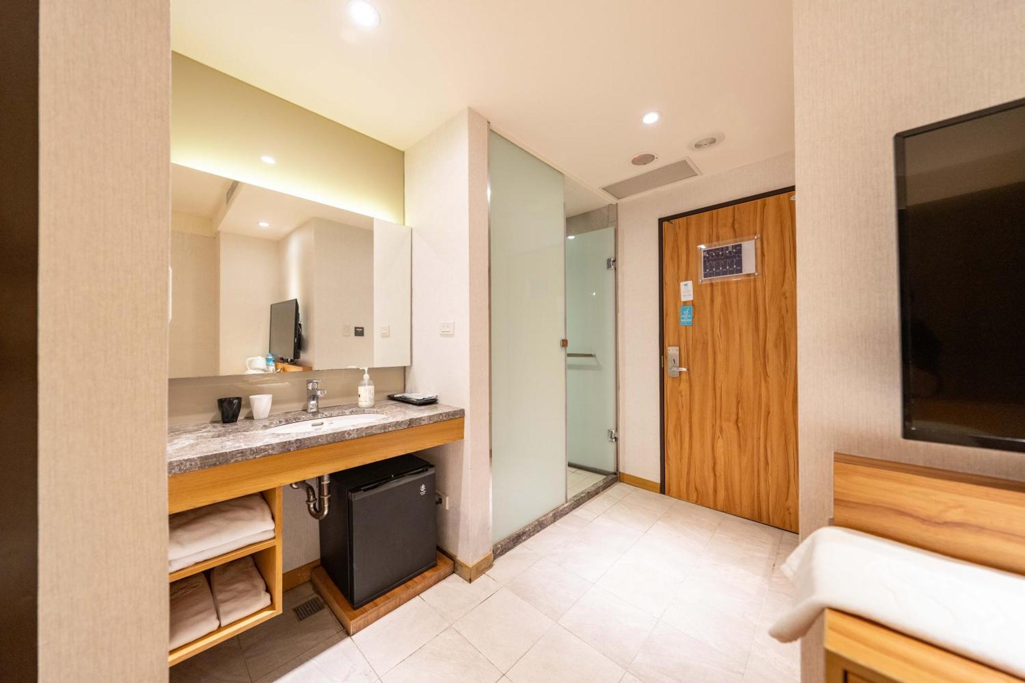 雲富大飯店 Hotel Cloud-Zhongshan Taipé Exterior foto